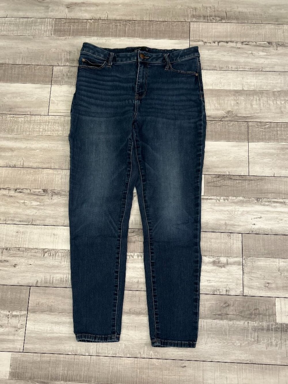Simply Vera VERA WANG Skinny Jeans Size 14 Long Dark Wash Stretch Pre-Owned